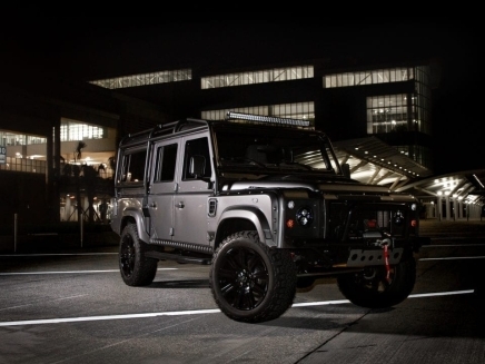 Land Rover Defender 110