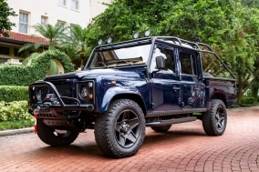 Project Deep Blue Land Rover Defender 110