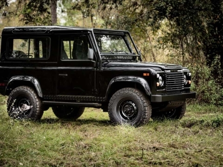 land rover defender 90