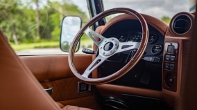 Custom Defender 110 steering wheel