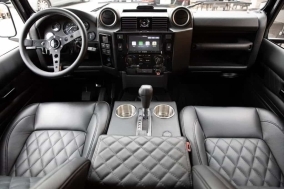 Custom Land Rover Defender 110