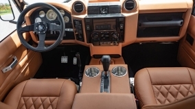 custom defender 130 interior