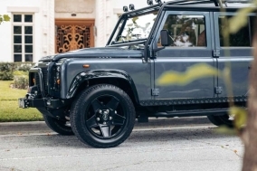 Land Rover Station Wagon