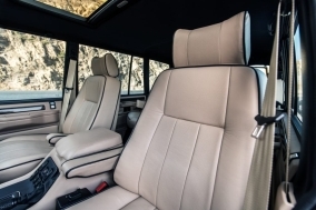 Custom Range Rover Classic interior
