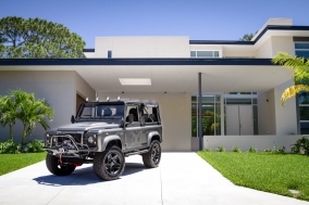 land rover defender 90