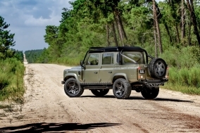 land rover defender 110 crew cab