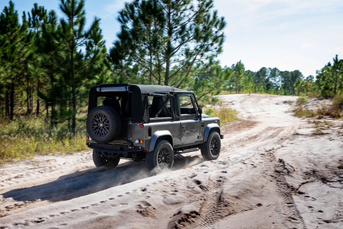 Defender TD5 Engine
